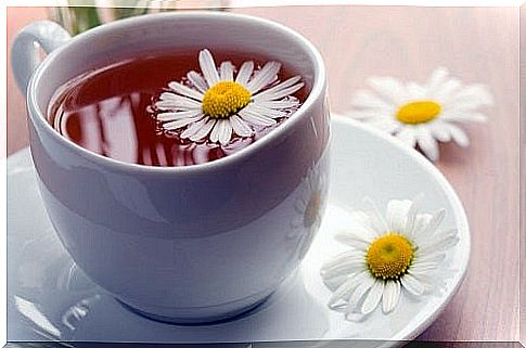 Chamomile for joint pain