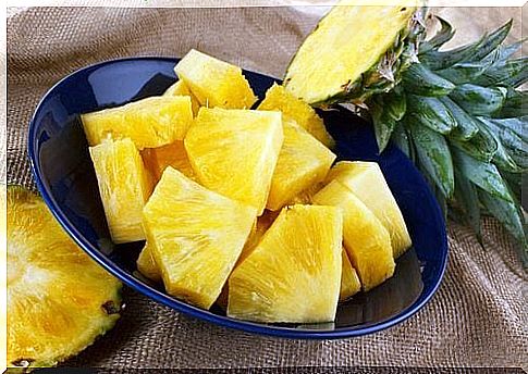 pineapple cut into chunks