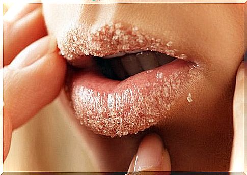 lip scrub with aspirin