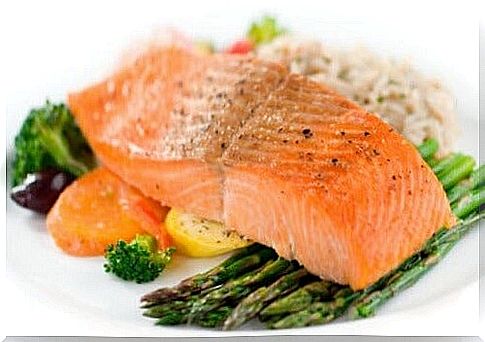 Salmon with asparagus