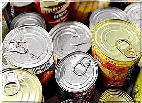 Canned food: is it safe for health?