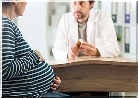 Medical examination during pregnancy.