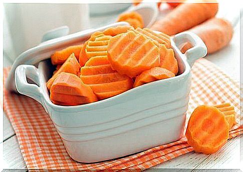 raw carrots against colitis