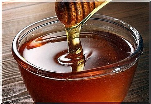 How to relax your nerves with honey