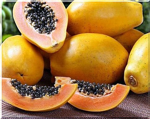 Papaya is good for the delicate intestine