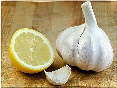 Garlic and lemon treatment