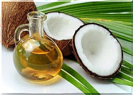 Frying oil: coconut oil.