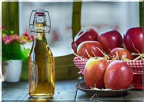 Bottle with apple cider vinegar.