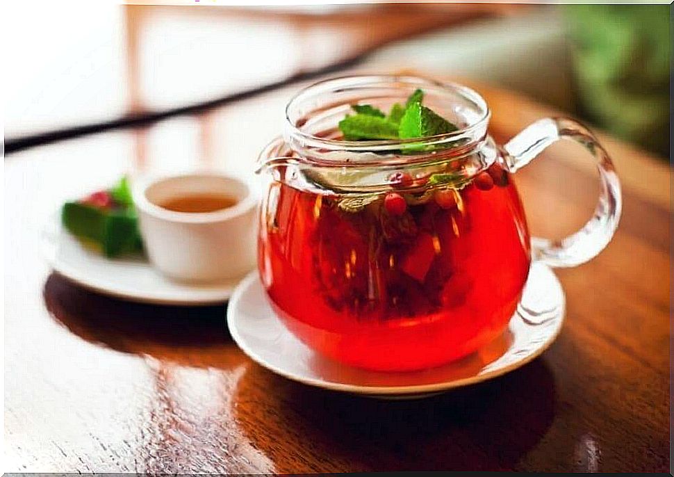 Pitcher with sarsaparilla infusion.